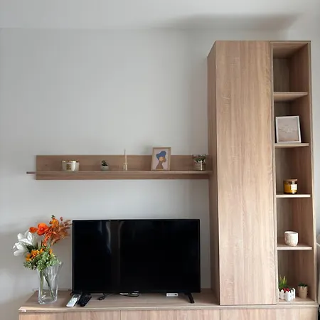 דירה Jasmina Apartman *