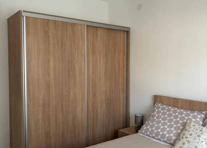 דירה Jasmina Apartman *